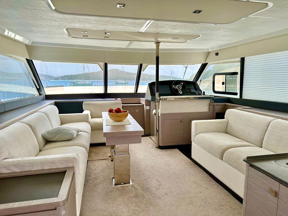 2021 Fountaine Pajot 44 