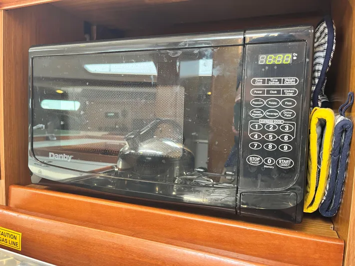 Miss Charlotte Yacht Photos Pics 