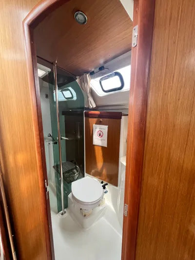 Miss Charlotte Yacht Photos Pics 