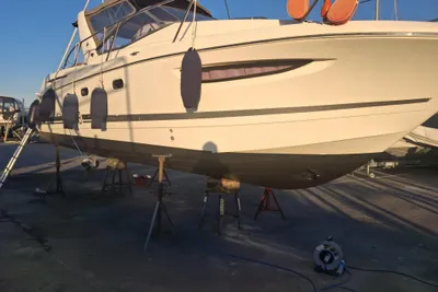 2011 Jeanneau Leader 8