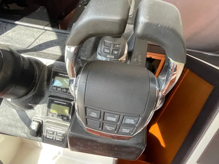 Funkytown 2 Yacht Photos Pics Control panel of a 2014 Jeanneau NC 11 boat with Volvo Penta throttle.
