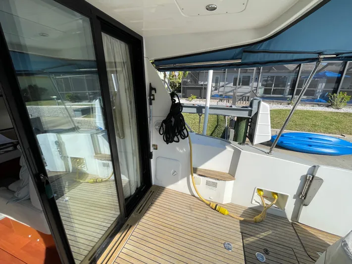 Funkytown 2 Yacht Photos Pics 