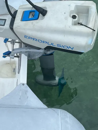 Funkytown 2 Yacht Photos Pics 