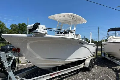 Sea Fox 228 Commander