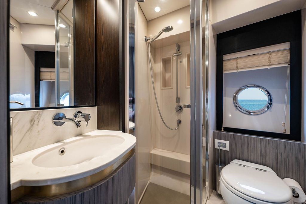 2022 Azimut 55 