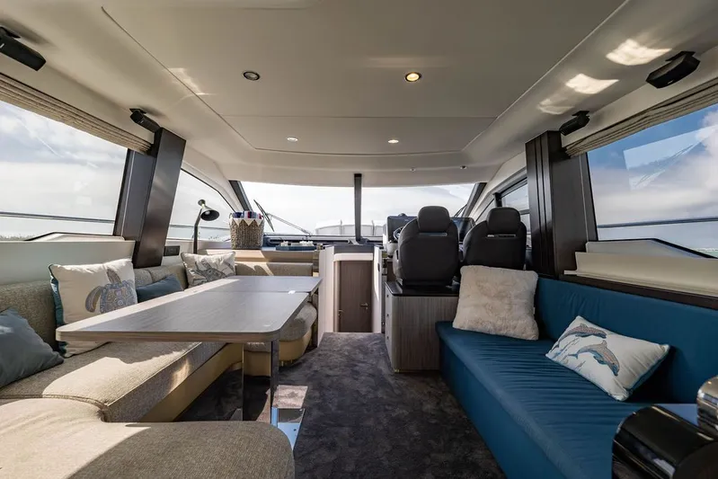 Island Time Yacht Photos Pics 