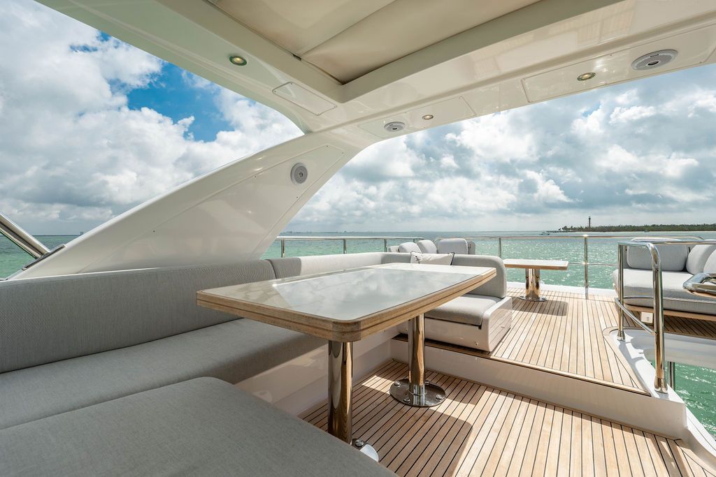 2022 Azimut 55 