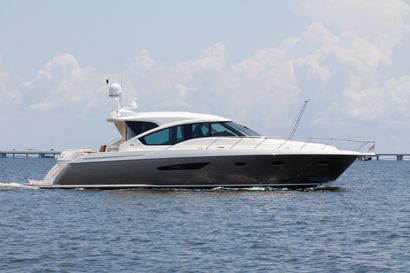 2014 58' Tiara Yachts-5800 Sovran Waukegan, IL, US