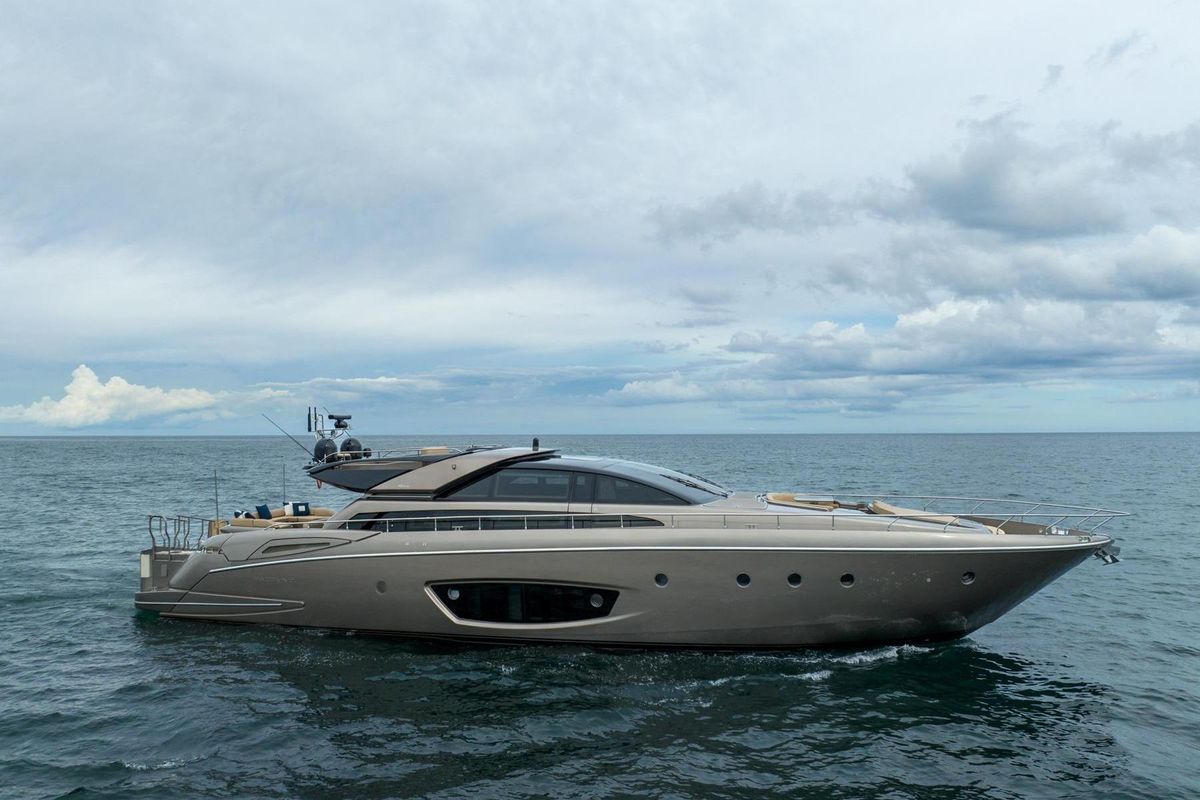 2012 Riva 86 
