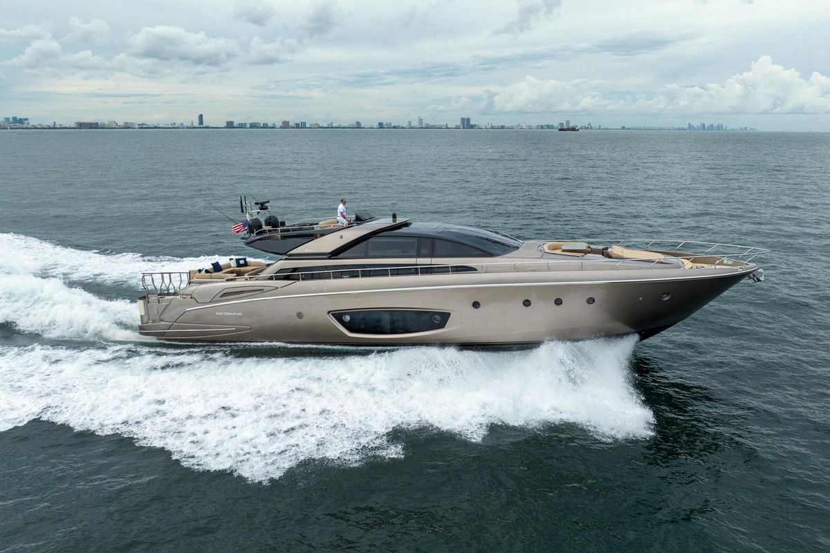 2012 Riva 86 