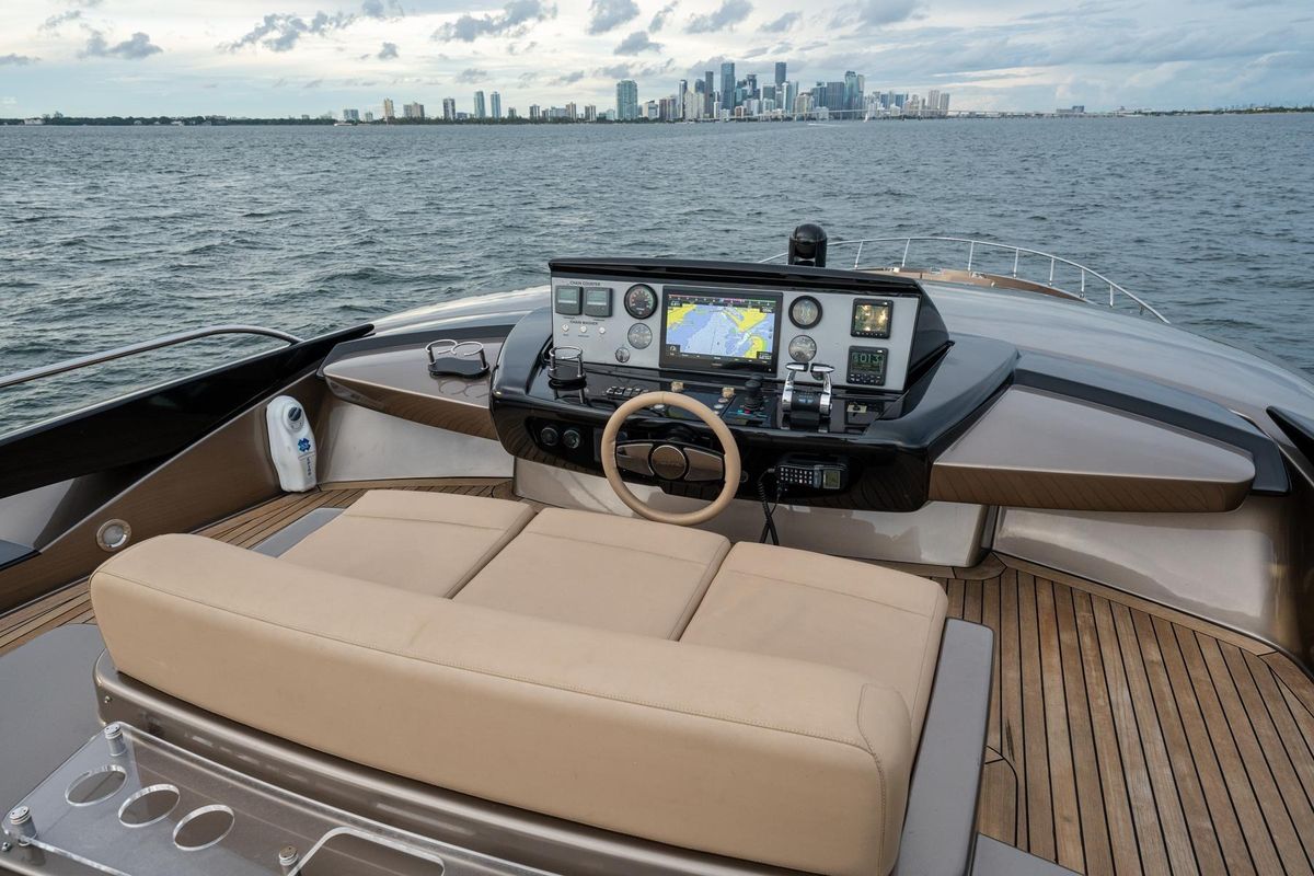 2012 Riva 86 