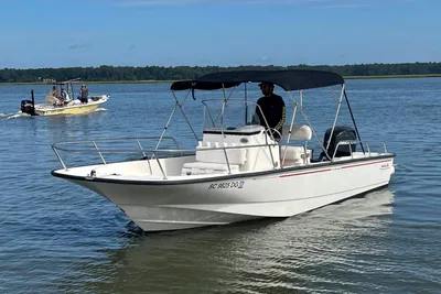 Boston Whaler 210 Montauk