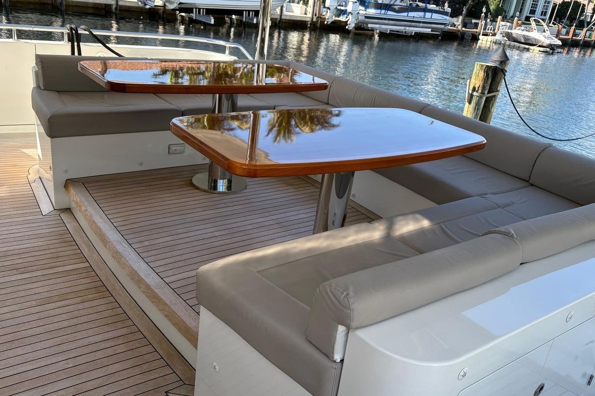 2020 Ocean Alexander 100 