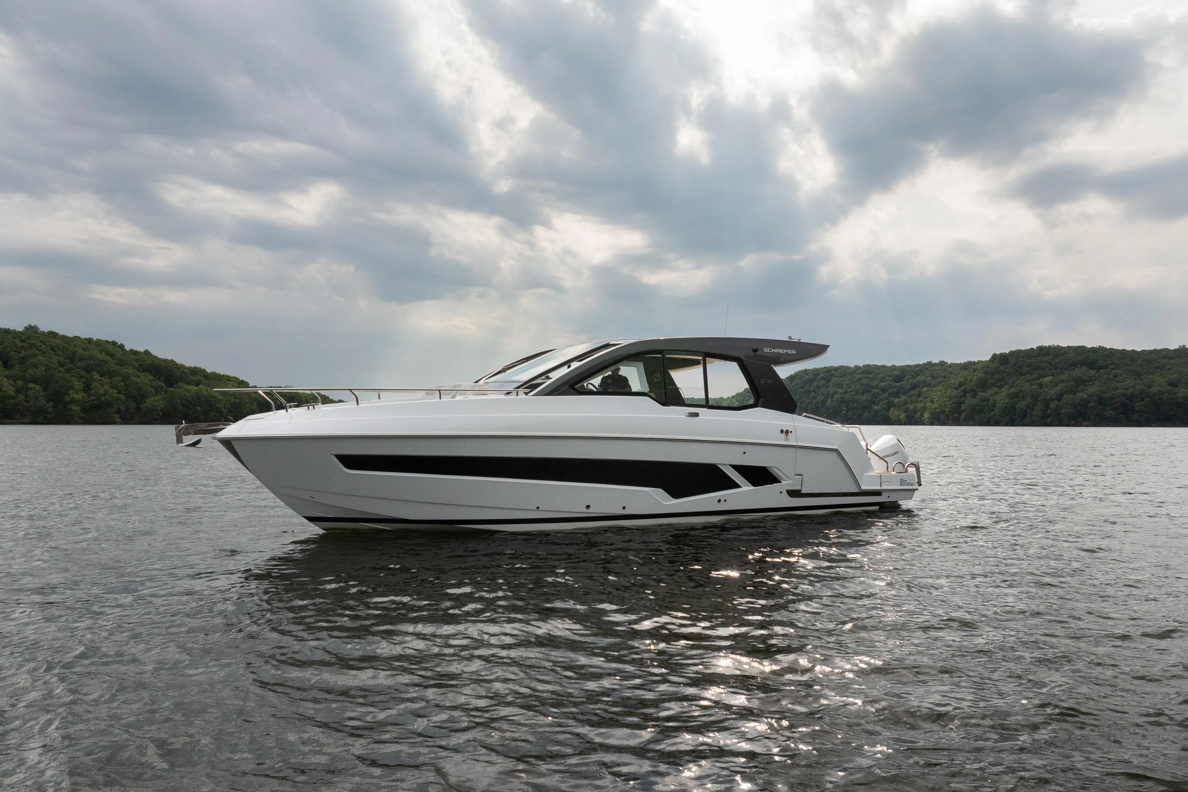 Schaefer 375 side view