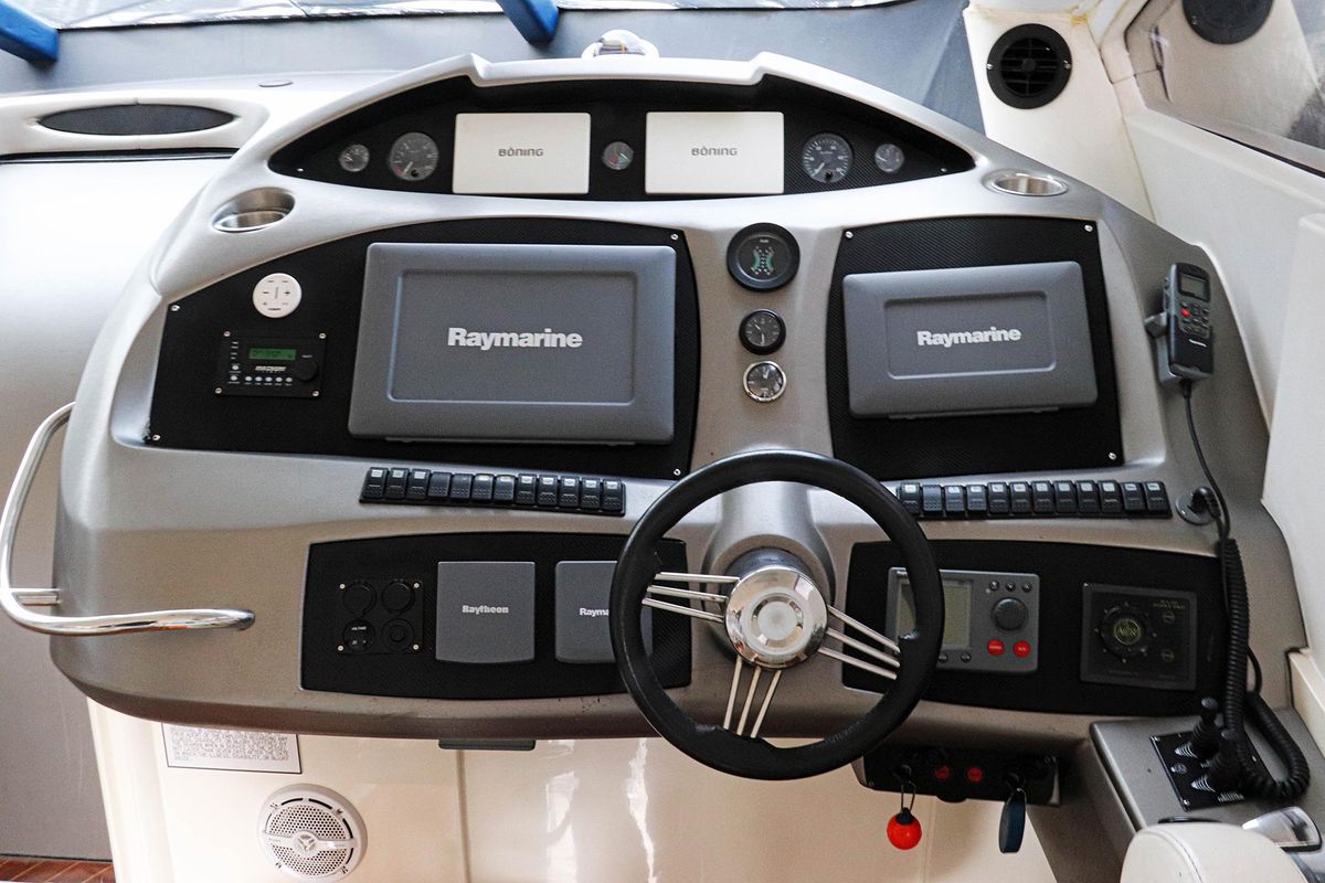 2000 Sunseeker 74 