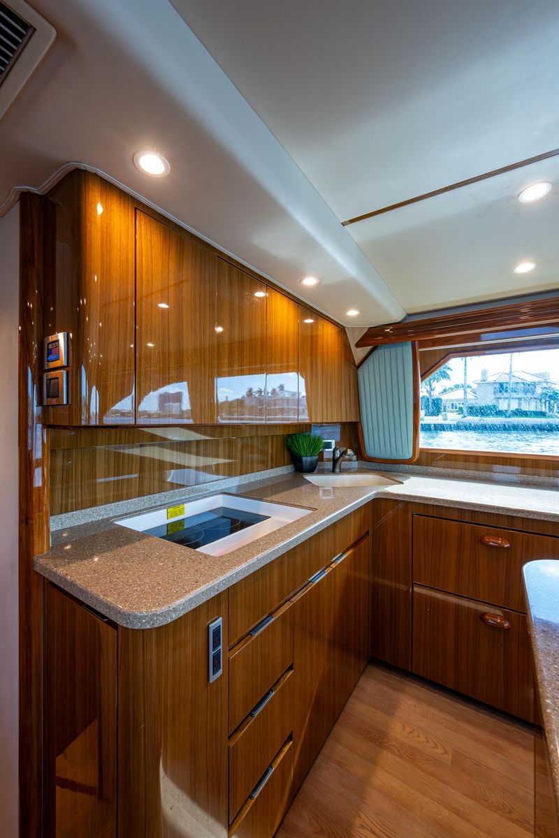 2016 Viking 46 
