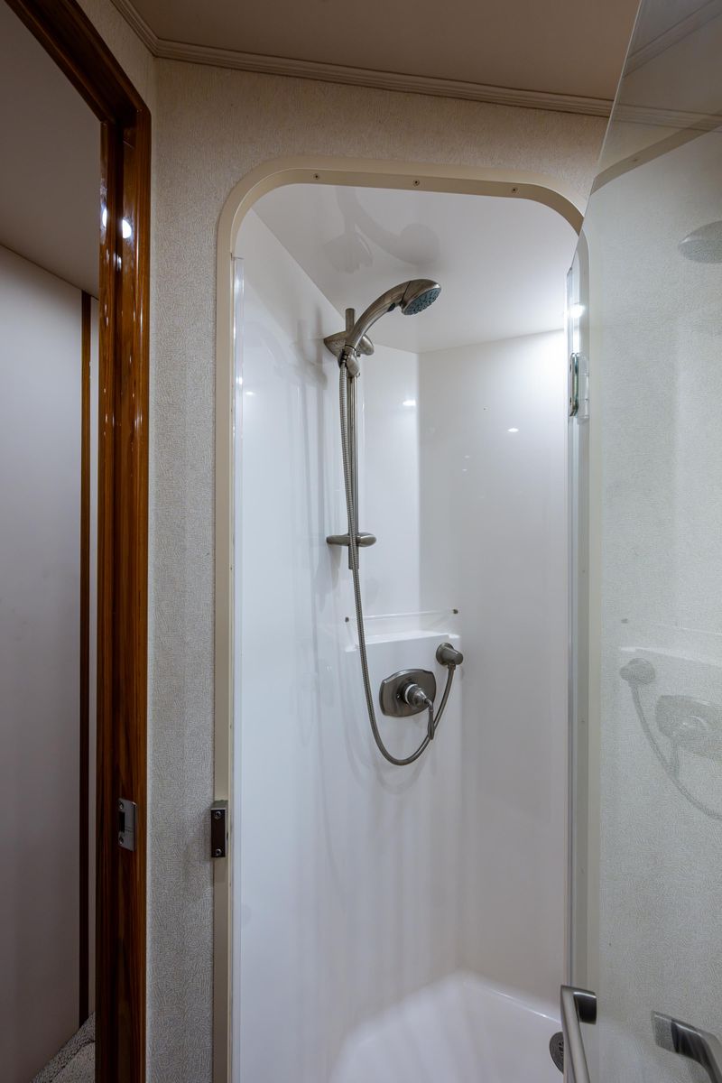 2016 Viking 46 