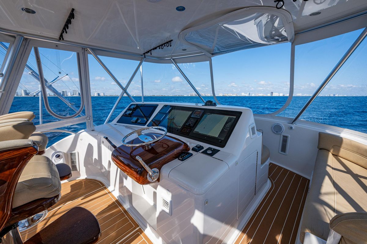 2016 Viking 46 