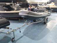 2023 Highfield Highfield CL380 rib model 2023 met Yamaha 9.9 pk!
