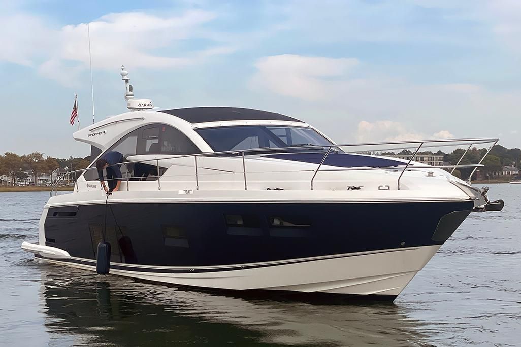 2015 Fairline 48 