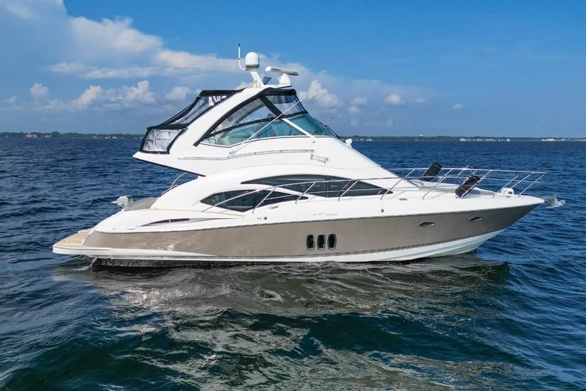 2007 Cruisers Yachts 447 Sport Sedan