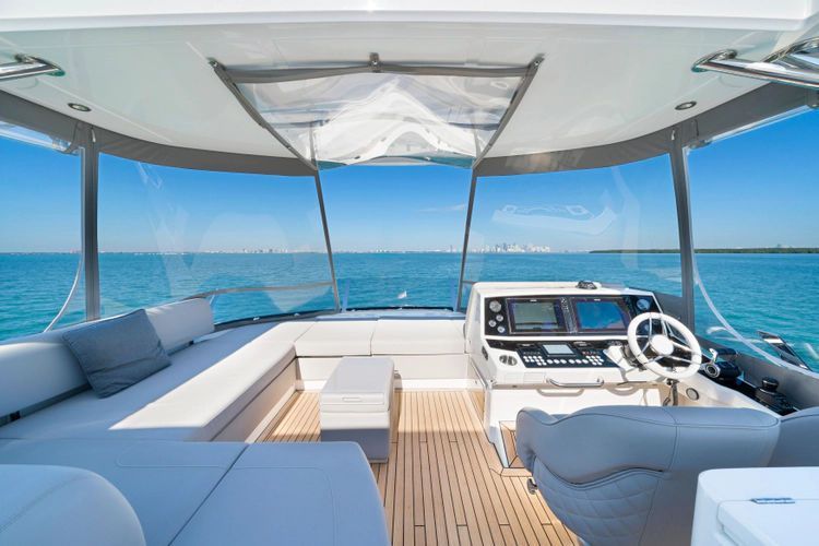 2020 Sunseeker 76 
