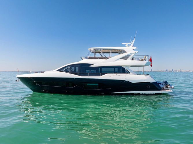 2020 Sunseeker 76 