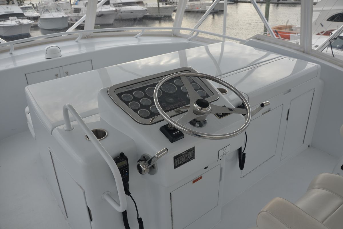 2001 Hatteras 55 