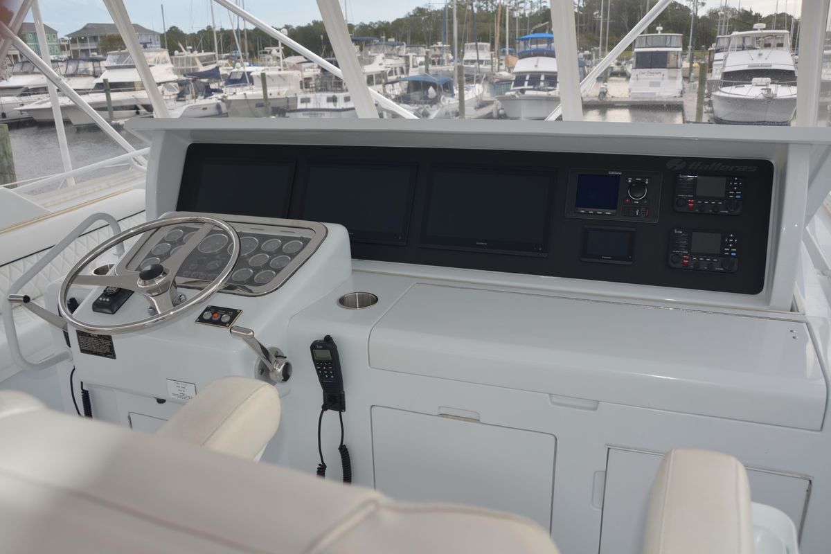 2001 Hatteras 55 