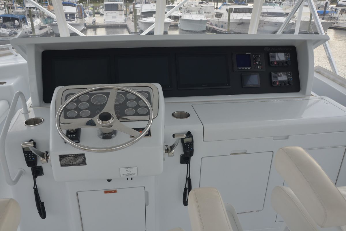 2001 Hatteras 55 
