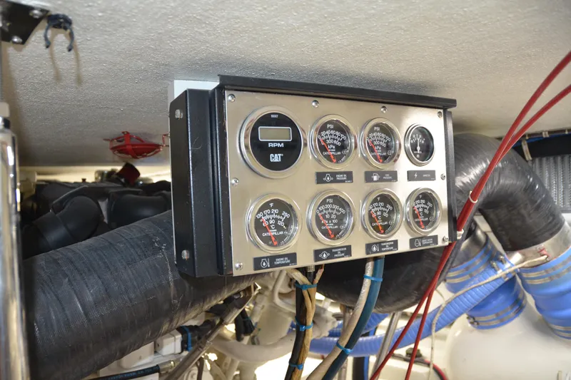 Steel Dreamin Yacht Photos Pics Engine control panel of a 2001 Hatteras 55 Convertible yacht.