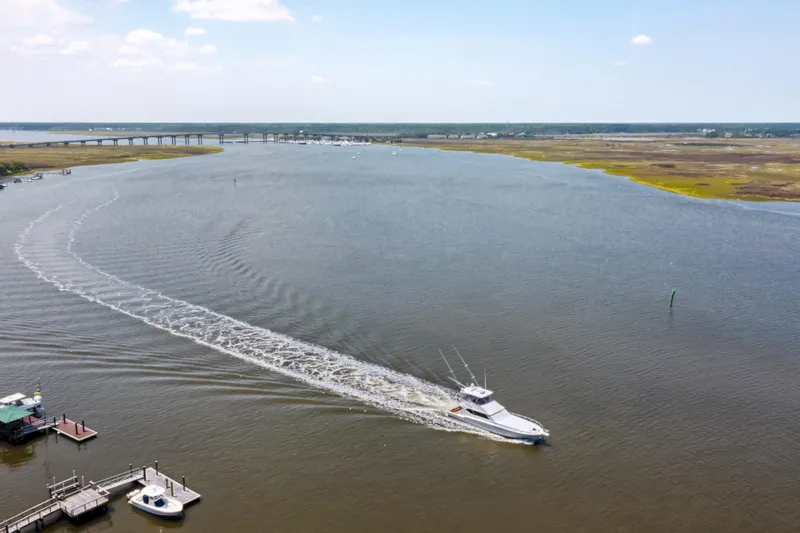 Deal Maker Yacht Photos Pics 