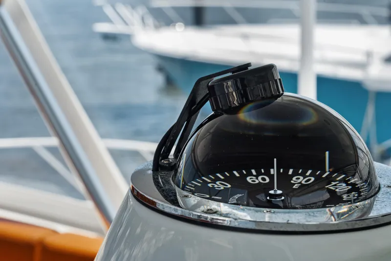 Deal Maker Yacht Photos Pics 