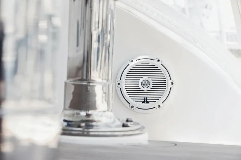 Deal Maker Yacht Photos Pics 