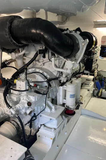 Deal Maker Yacht Photos Pics 