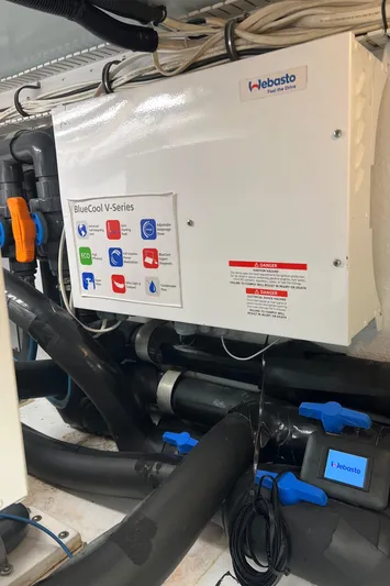 Deal Maker Yacht Photos Pics 