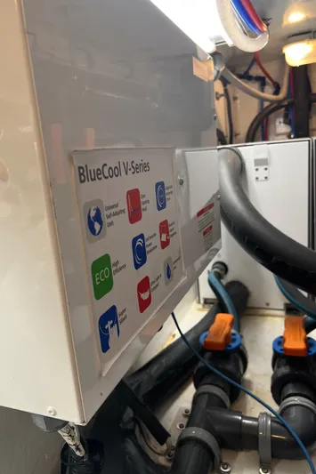 Deal Maker Yacht Photos Pics 