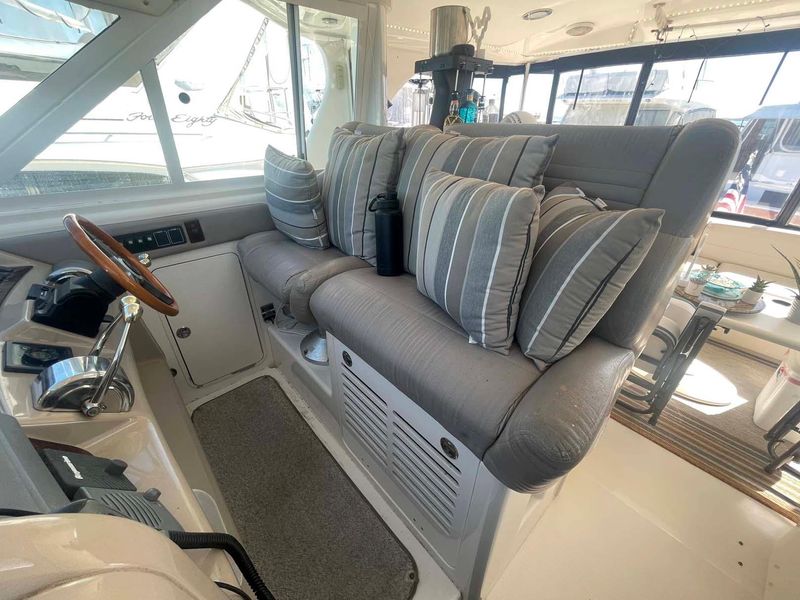 2002 Sea Ray 480 Motor Yacht