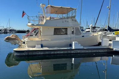 Mainship 34 Trawler