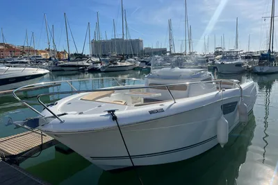 2012 Jeanneau Cap Camarat 8.5 CC