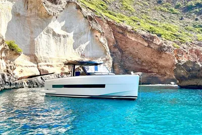 2017 Fjord 42 Open