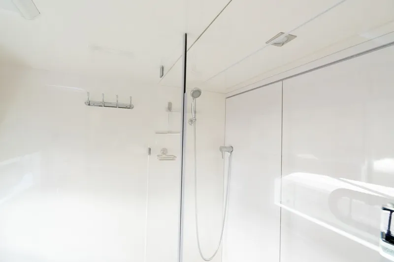  Yacht Photos Pics Modern bathroom on the 2023 Aquila 44 Yacht.