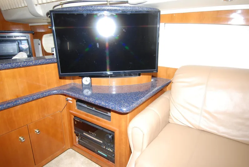 Escape Plan Yacht Photos Pics 2002 Carver 564 Cockpit - Image 28