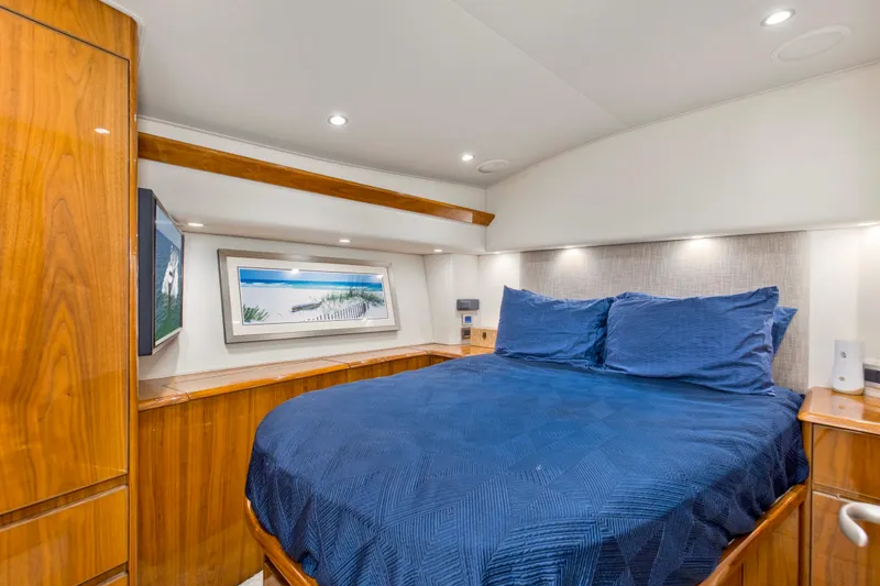 Reel Petty Yacht Photos Pics 2017 48 Viking Convertible Reel Petty Master Stateroom