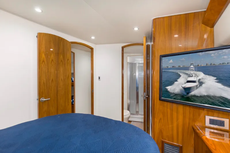 Reel Petty Yacht Photos Pics Luxurious 2017 Viking 48 Convertible yacht interior with wood paneling and modern amenities.