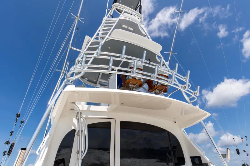 Reel Petty Yacht Photos Pics 2017 Viking 48 Convertible yacht tower against a clear blue sky.