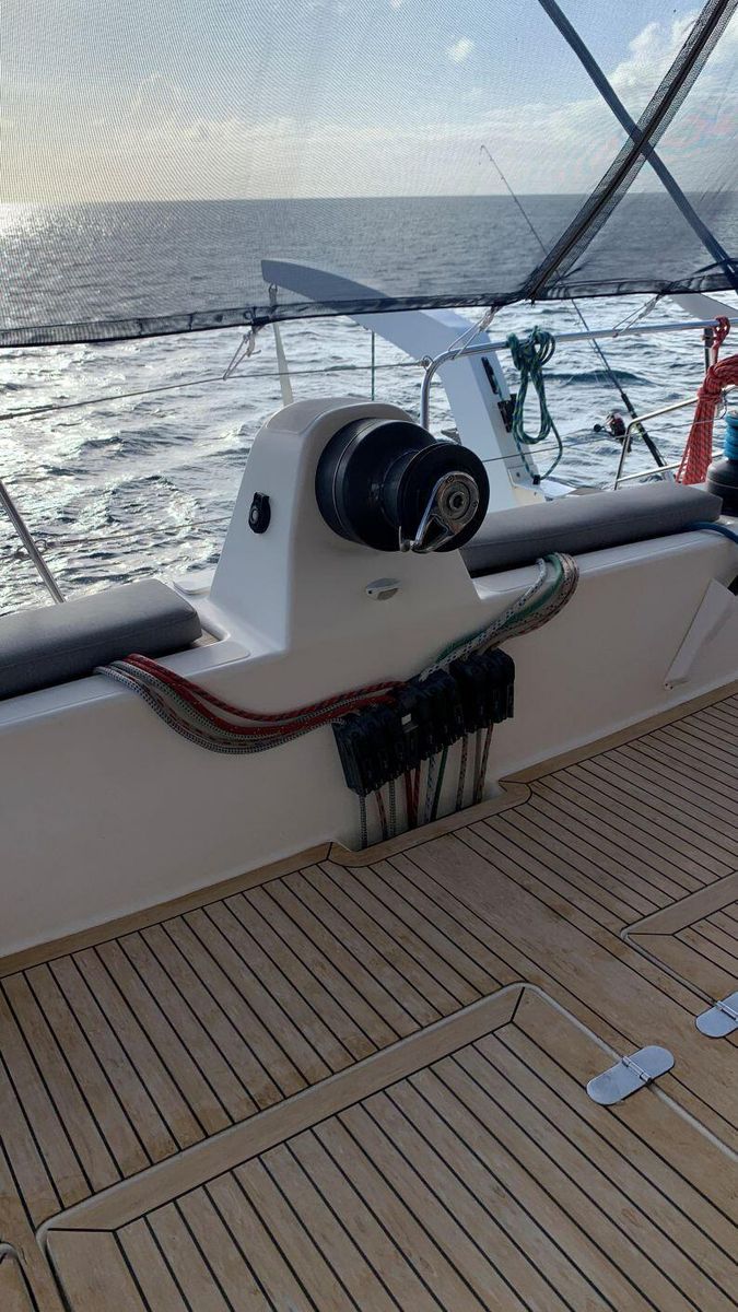 2001 Catana 58 
