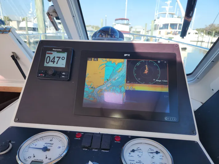 Endless Summer Yacht Photos Pics 