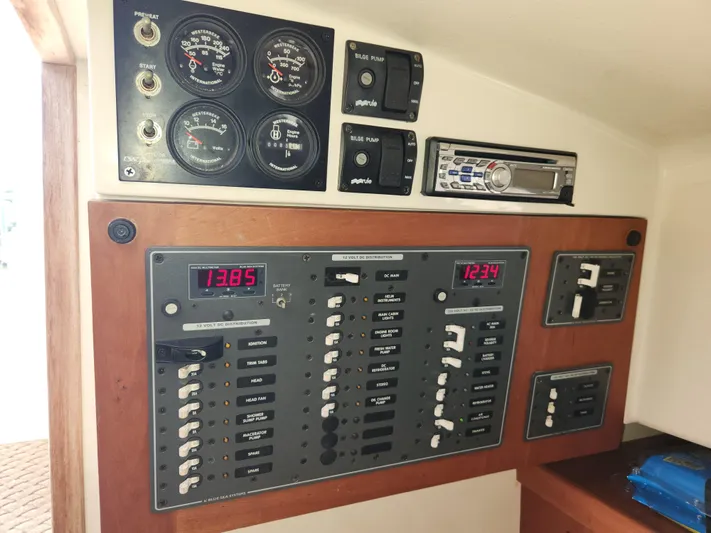 Endless Summer Yacht Photos Pics 