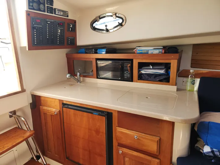 Endless Summer Yacht Photos Pics 